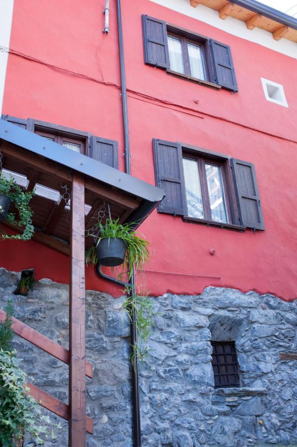 B&B Il Pettirosso Malonno Eksteriør bilde