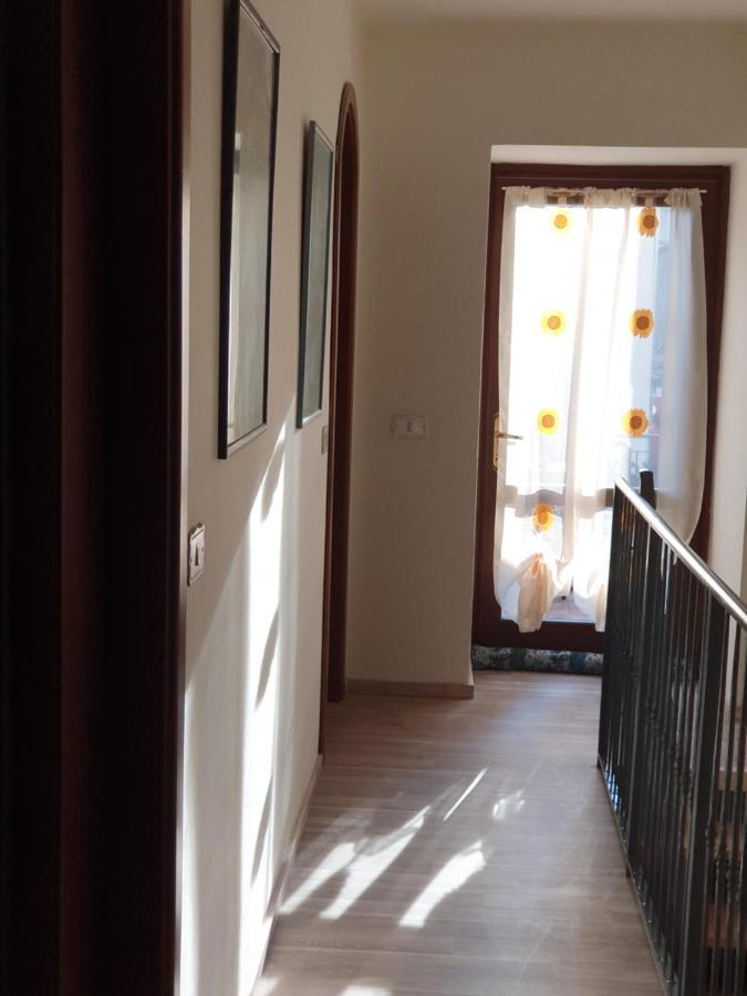 B&B Il Pettirosso Malonno Eksteriør bilde