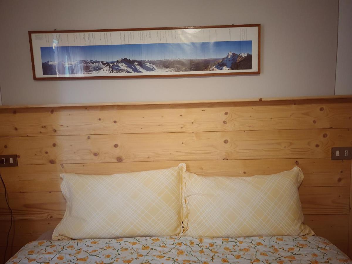B&B Il Pettirosso Malonno Eksteriør bilde