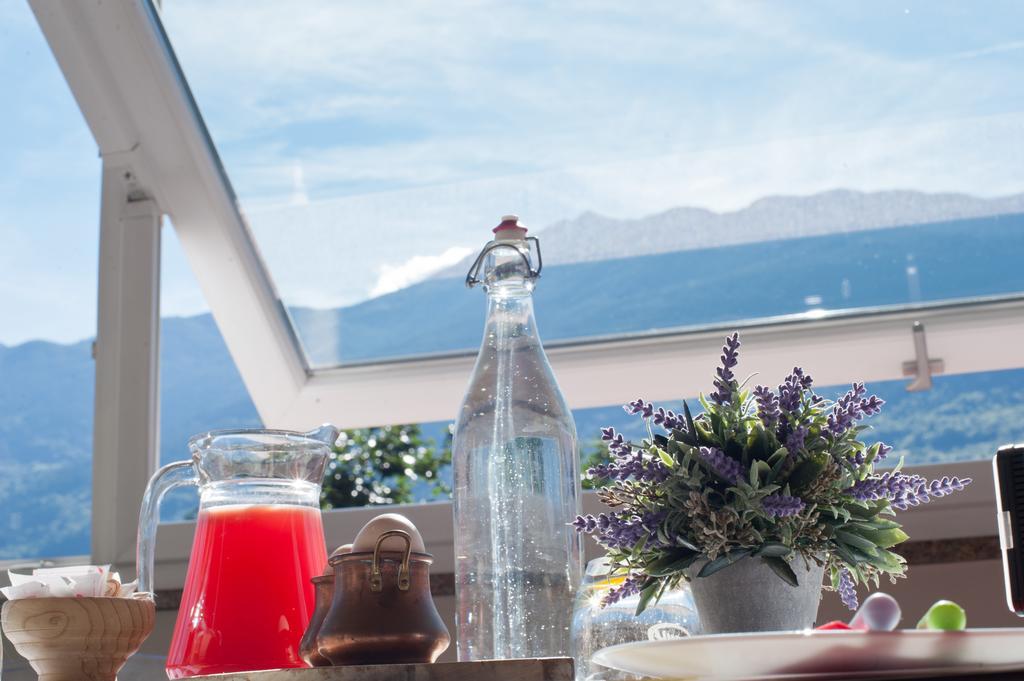 B&B Il Pettirosso Malonno Eksteriør bilde